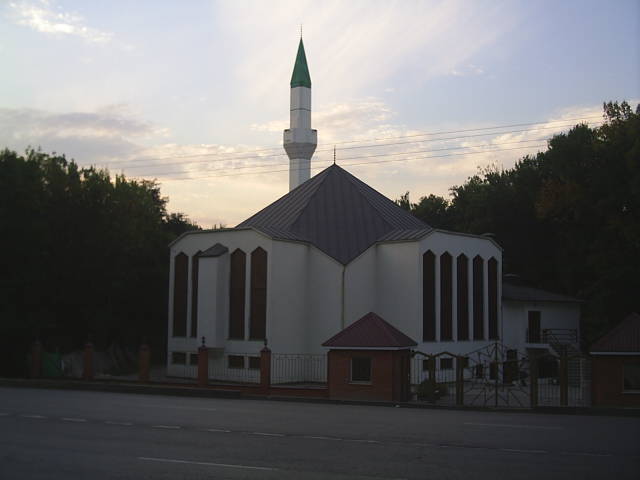 недавно построенная мечеть на ул. фурмановской